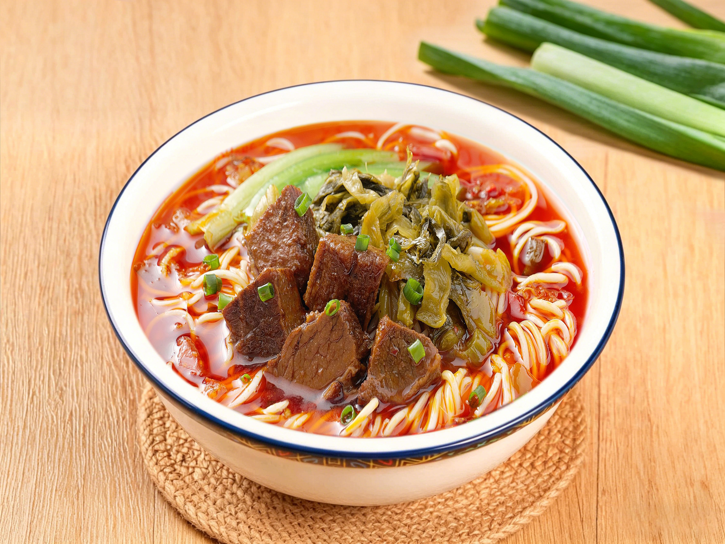 Caldo de tallarines con chucrut y ternera · imagen ilustrativa